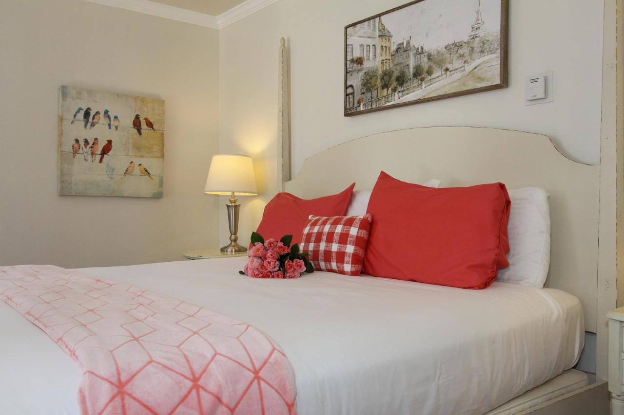Lamp Lighter Inn And Sunset Suites Carmel-by-the-Sea Экстерьер фото