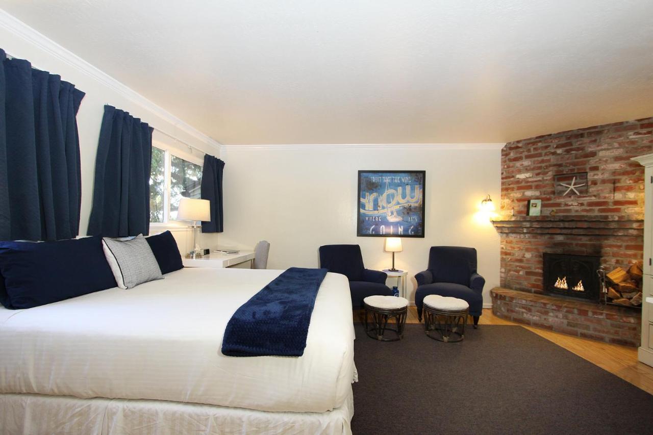 Lamp Lighter Inn And Sunset Suites Carmel-by-the-Sea Экстерьер фото